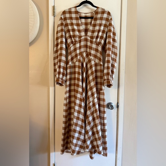 Doen Charleston Dress in St Ouen Nutmeg - Picture 2 of 7